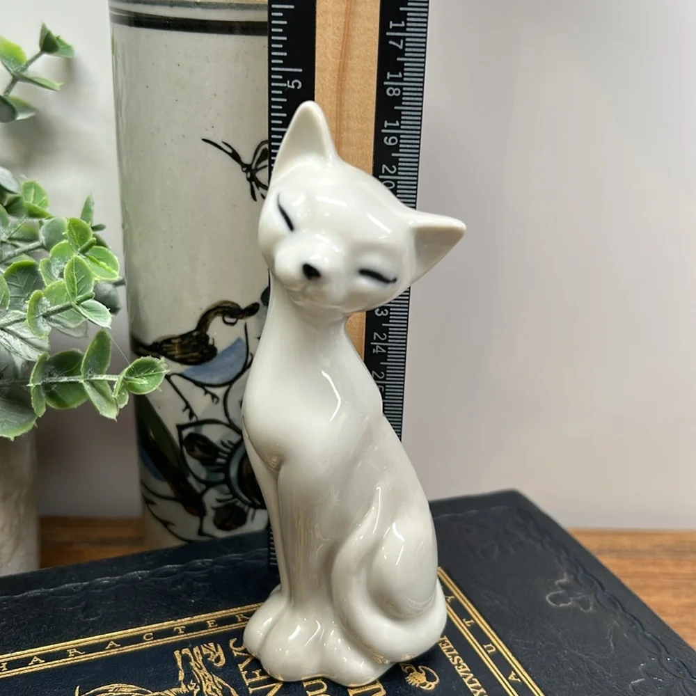 Vintage Otagiri Light Grey Ceramic Cat Figurine Made In Japan - Picture 6 of 12